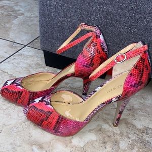 Snake print Nine West heels